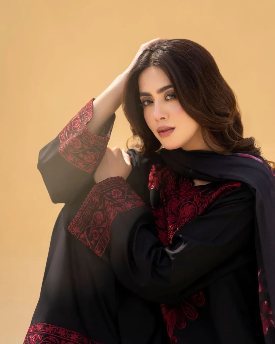 MAHI-NOOR – Embroidered 3PC