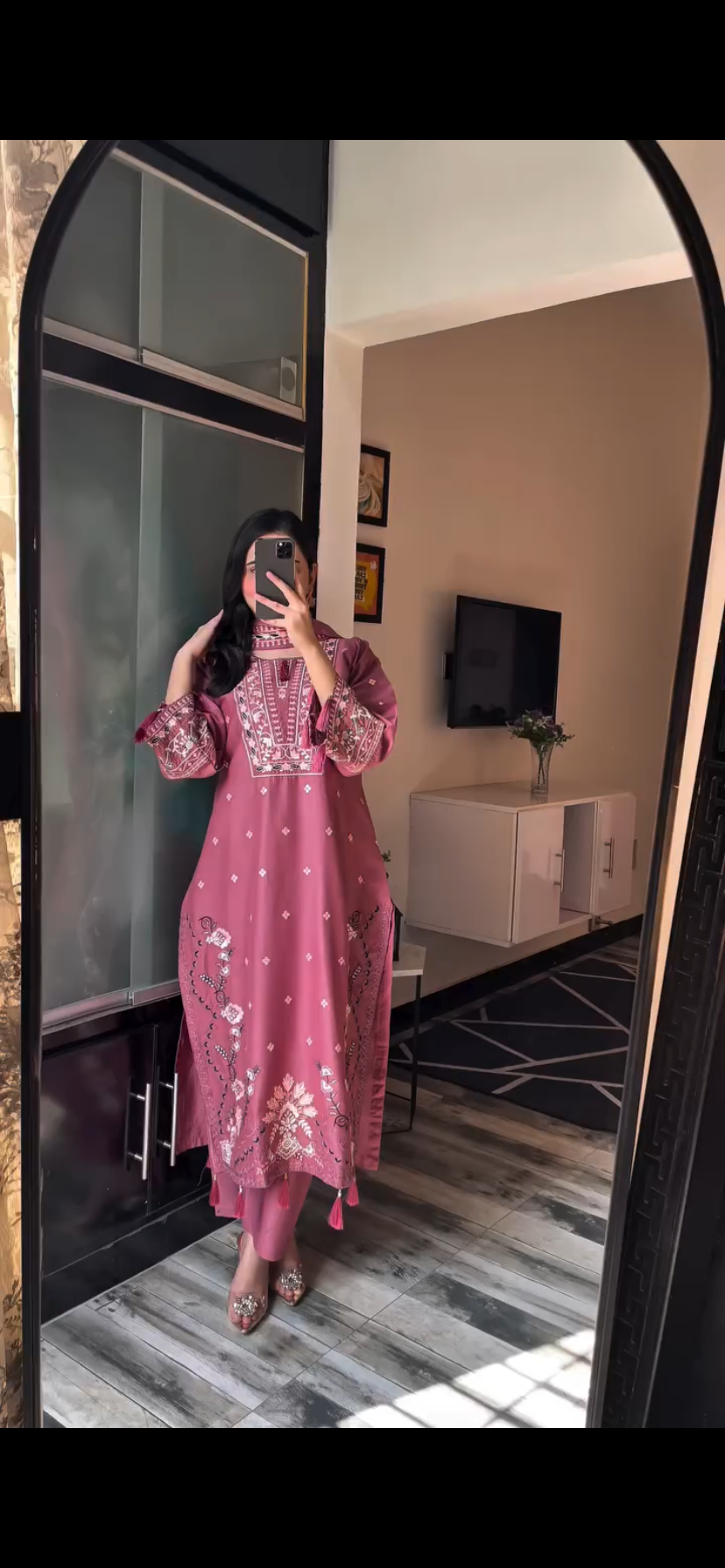 Blush Grace 3PC – Embroidered Lawn Suit